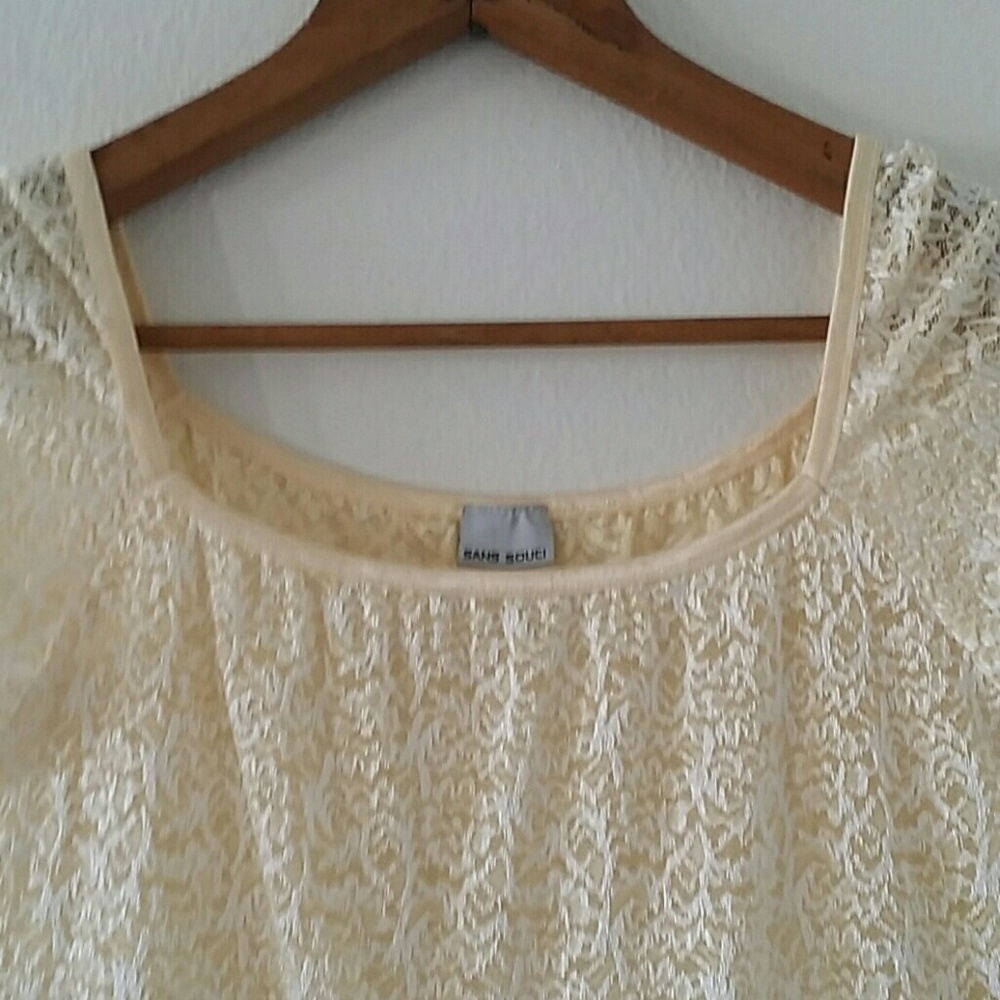 Blouse - Picture 2 of 8